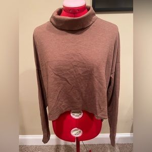 American Eagle Cropped Long Sleeve Shirt